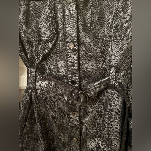 White House Black Market Foil Printed Shirt Dress - Picture 11 of 14